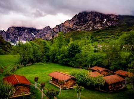 Hotel Rural Picos De Europa Posada De Valdeon Esterno foto