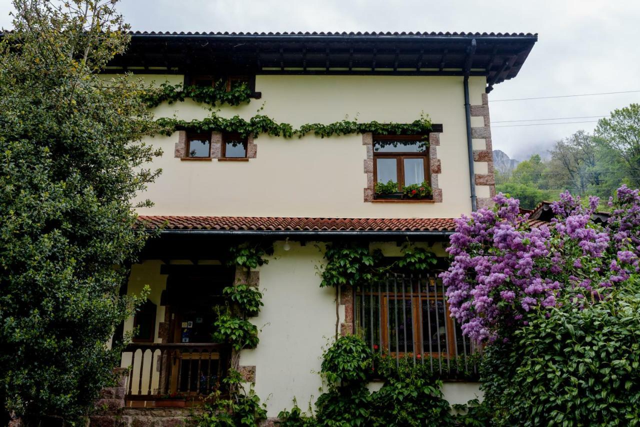 Hotel Rural Picos De Europa Posada De Valdeon Esterno foto